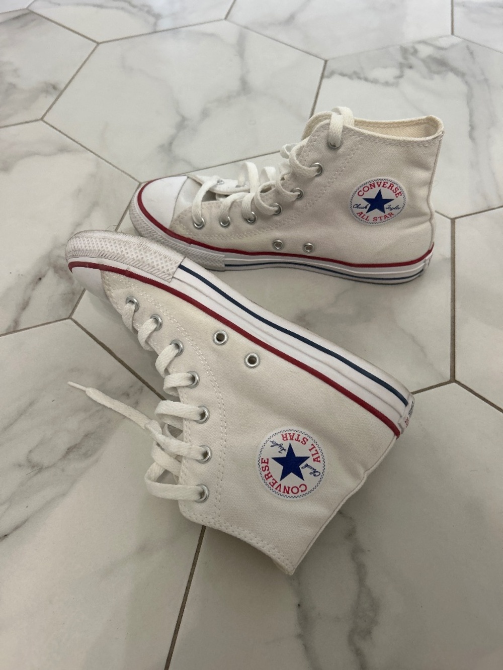 Converse high tops in white - girls size 3
